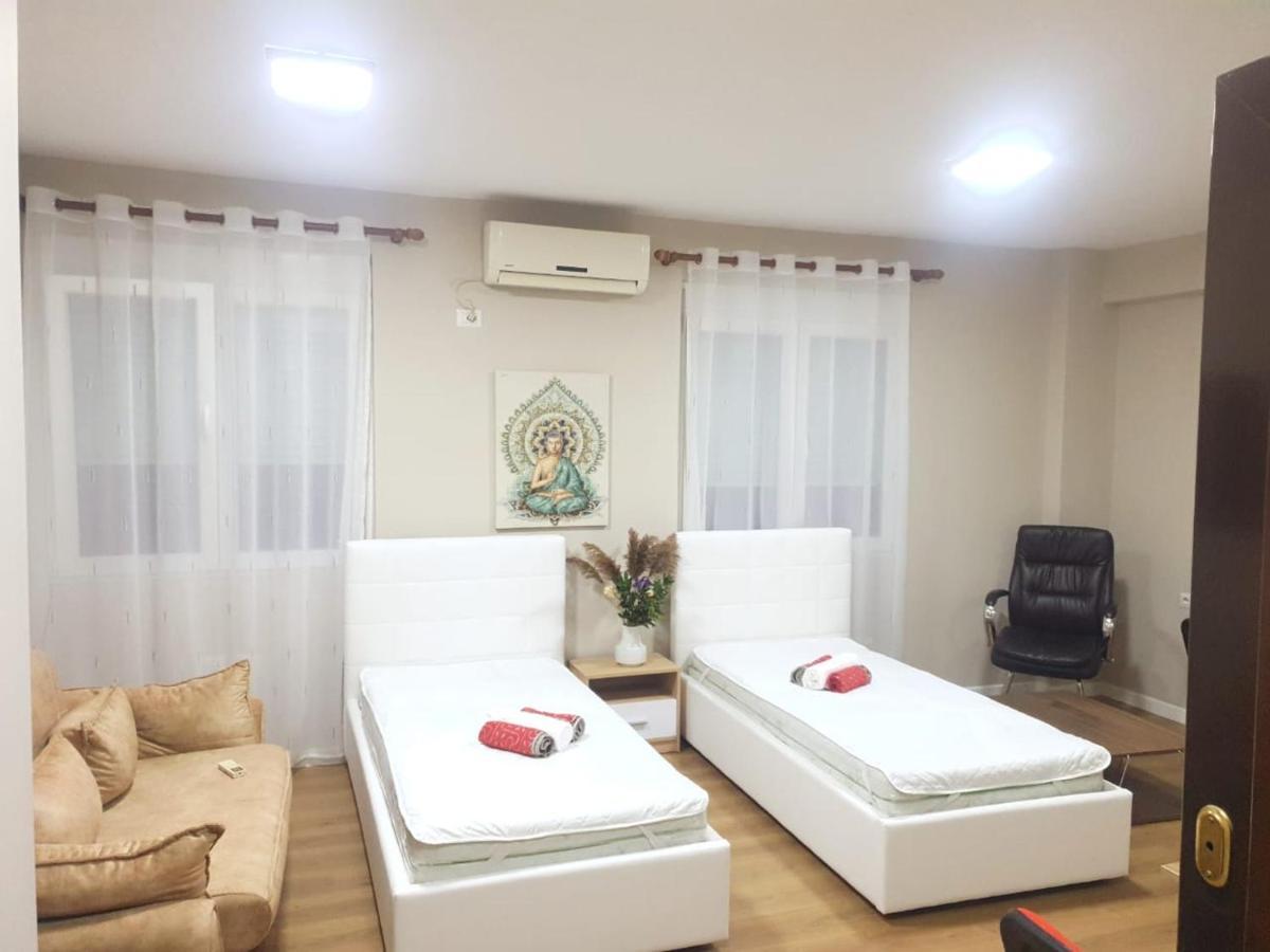 Lovely Apartment On Tirana City Center Zewnętrze zdjęcie